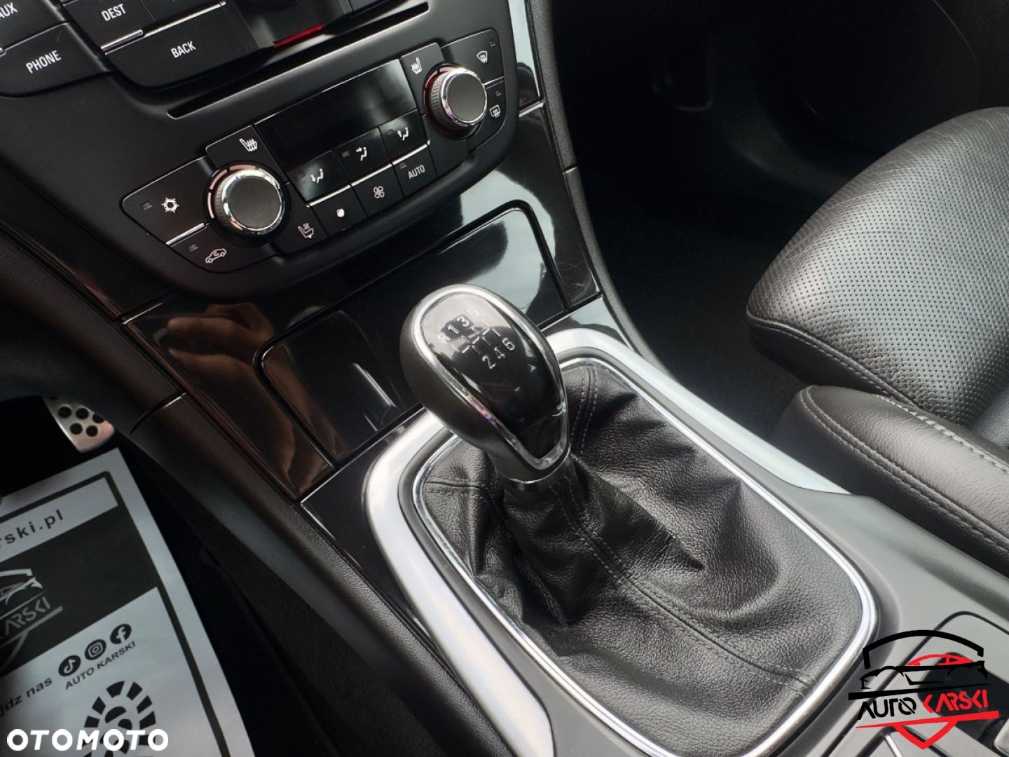 Opel Insignia - 15