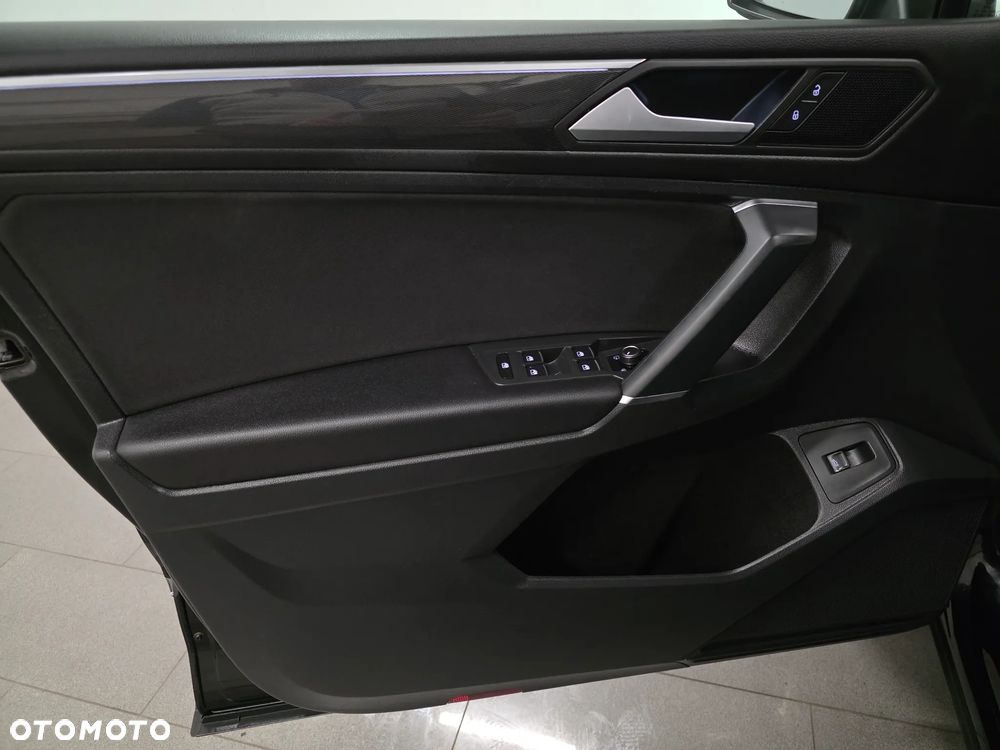 Volkswagen Tiguan Allspace 2.0 TDI SCR 4Motion DSG Highline - 24