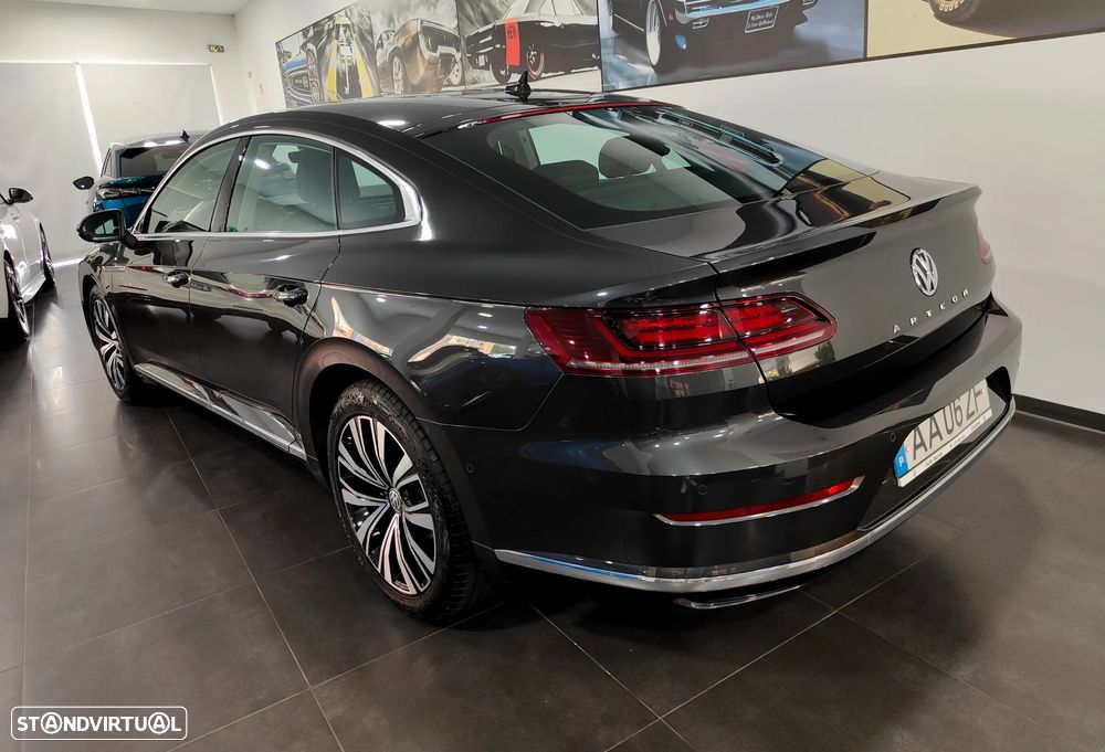 VW Arteon 2.0 TDI Elegance DSG - 24