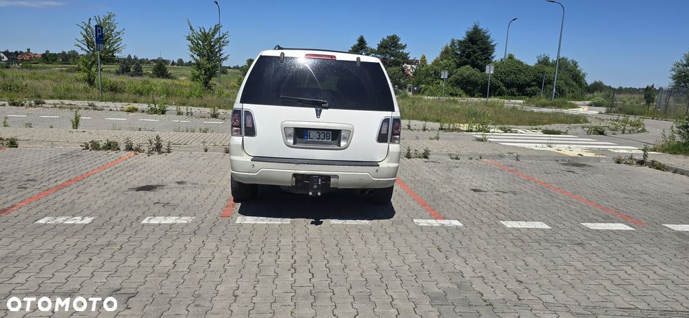 Lincoln Navigator - 2