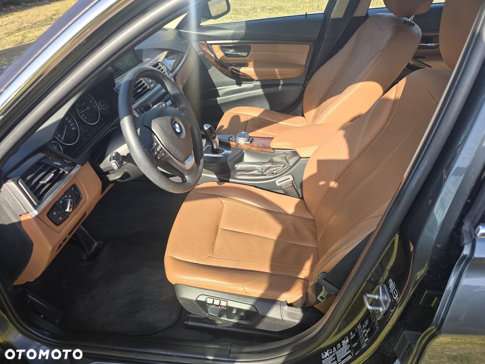 BMW Seria 3 328i Luxury Line - 6