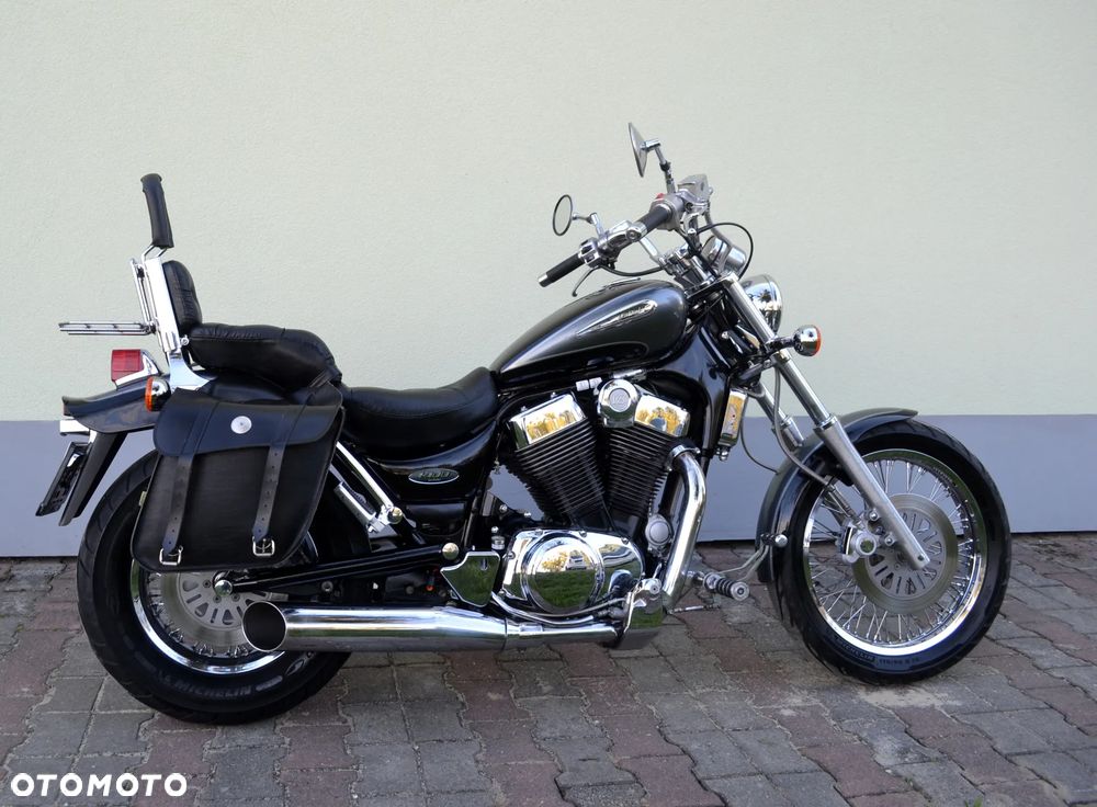 Suzuki VS - 4