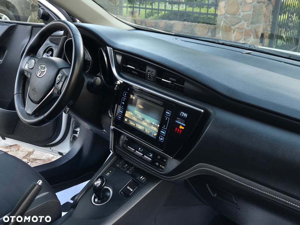 Toyota Auris - 7