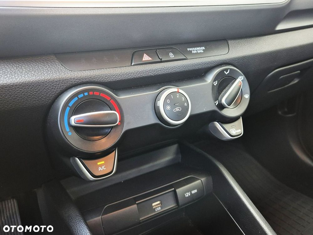 Kia Stonic 1.2 M - 34