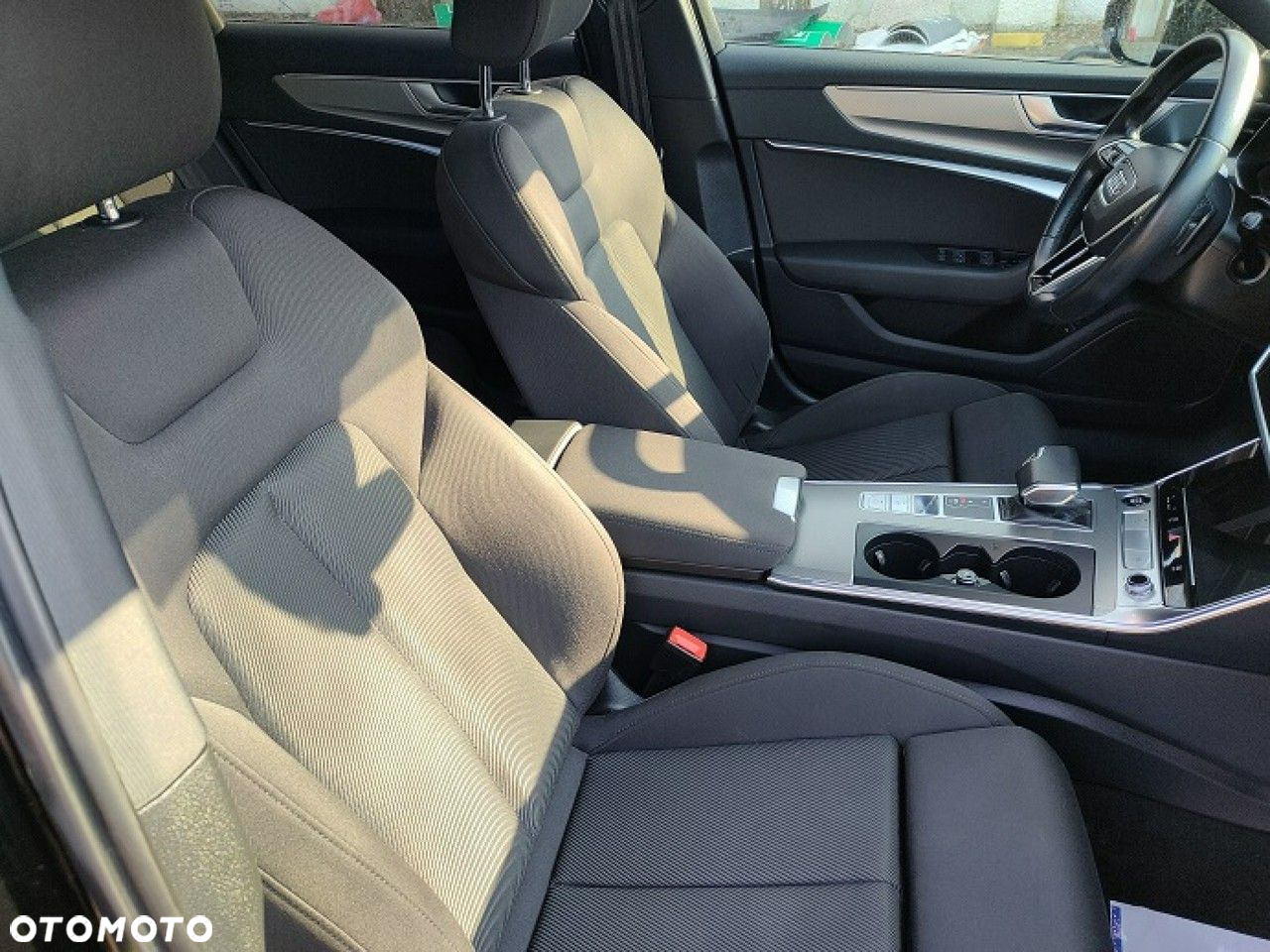 Audi A6 Avant 40 TDI S tronic - 16
