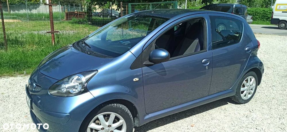 Toyota Aygo - 8