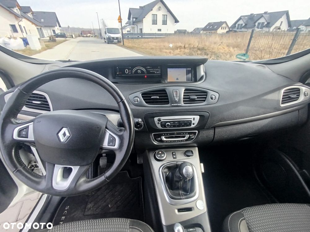 Renault Scenic - 9