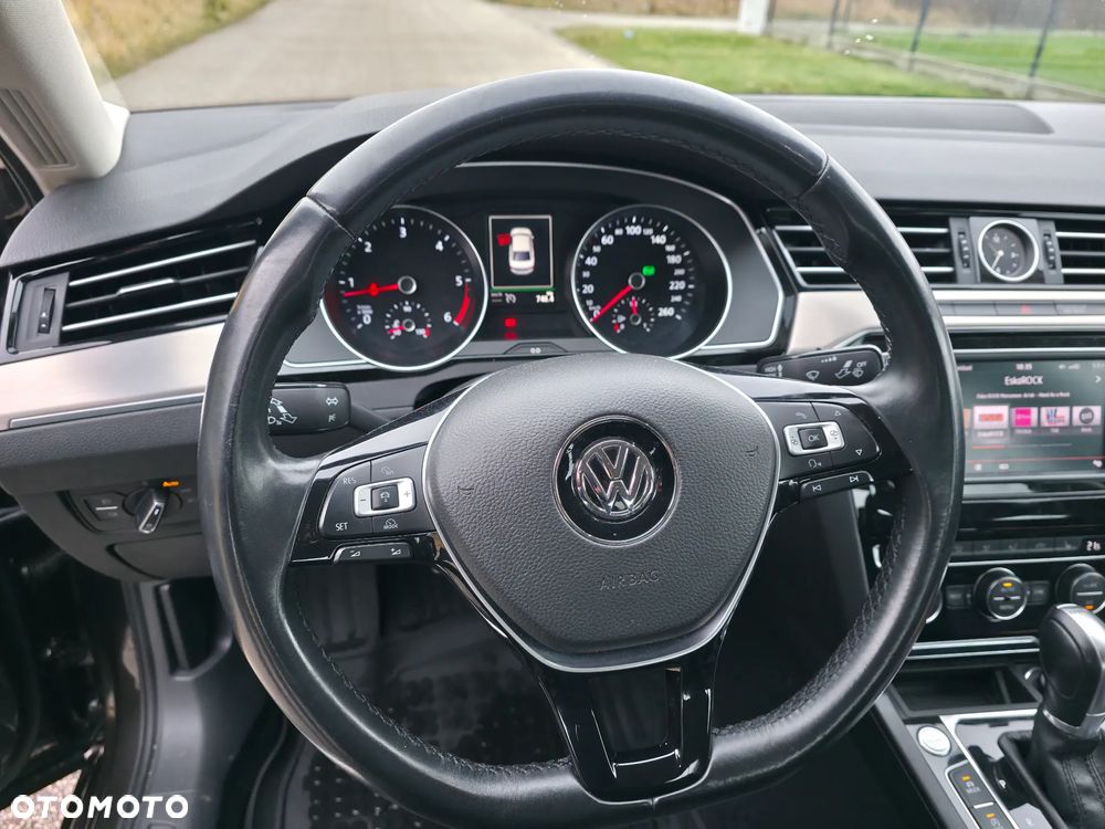 Volkswagen Passat 2.0 TDI BMT Highline DSG - 8
