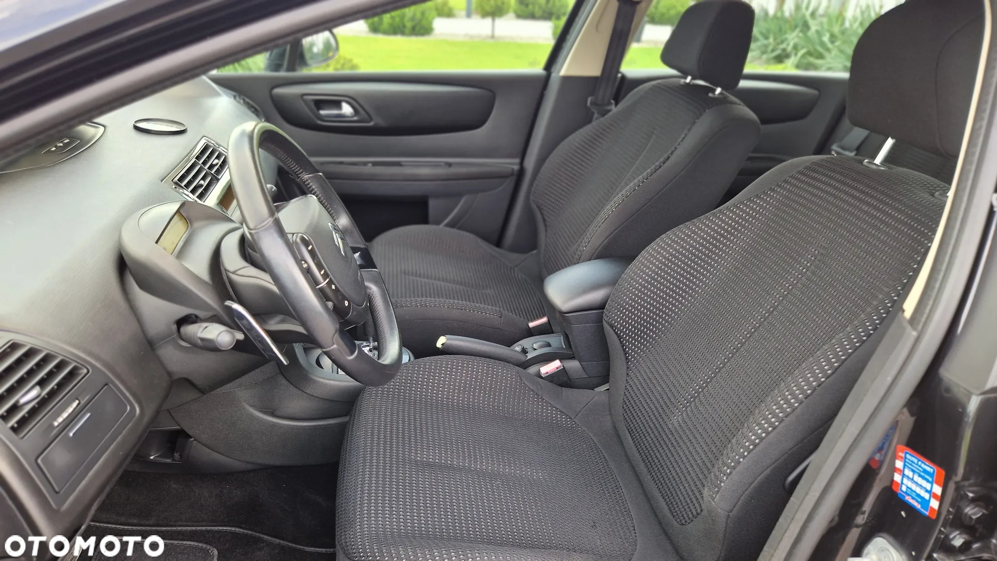Citroën C4 1.6 HDi FAP EGS6 Exclusive - 14
