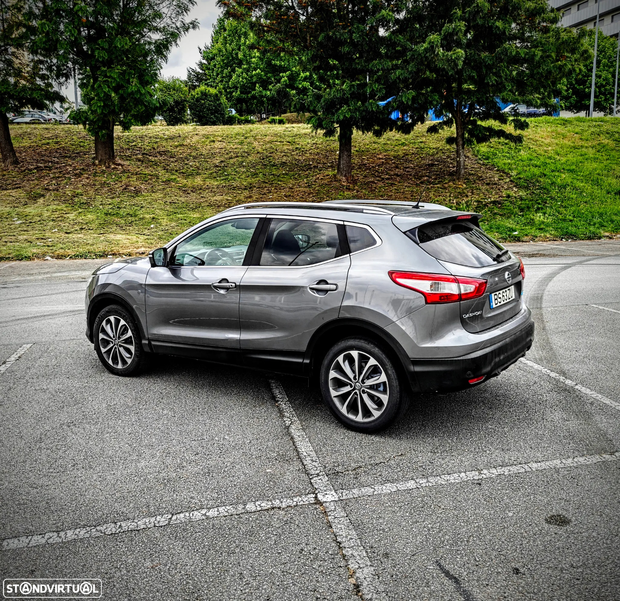 Nissan Qashqai 1.6 dCi Tekna Premium Pele S P.Preta Xtronic - 23