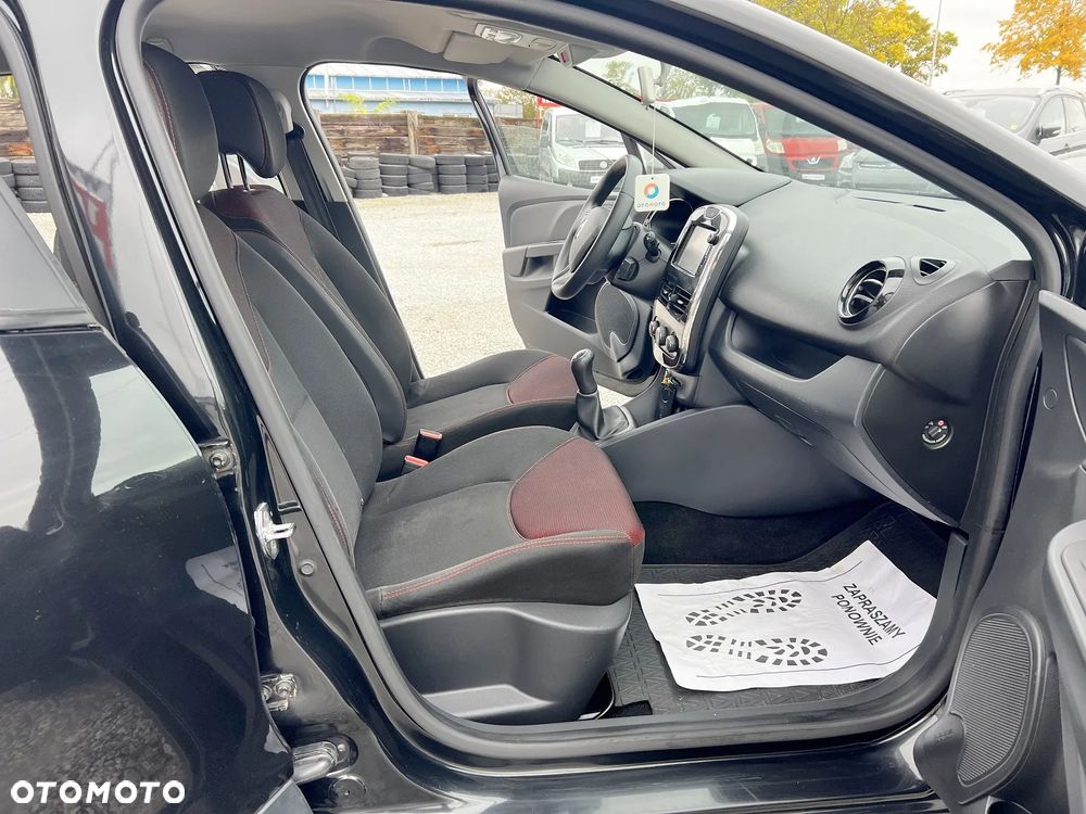 Renault Clio - 12