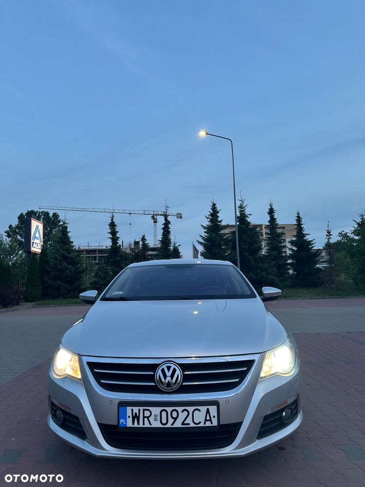 Volkswagen Passat CC - 21