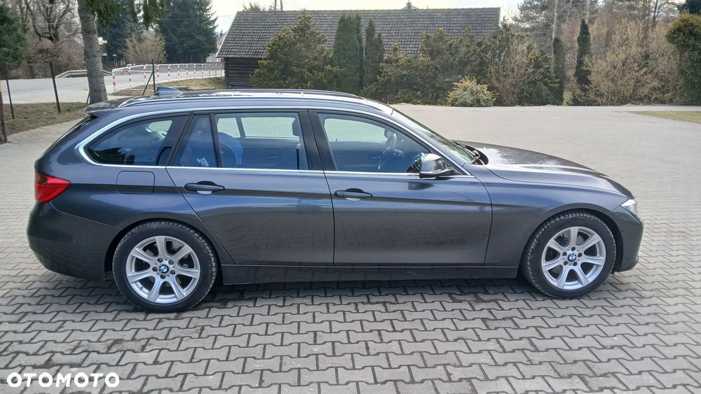 BMW Seria 3 330d Sport-Aut Luxury Line - 5
