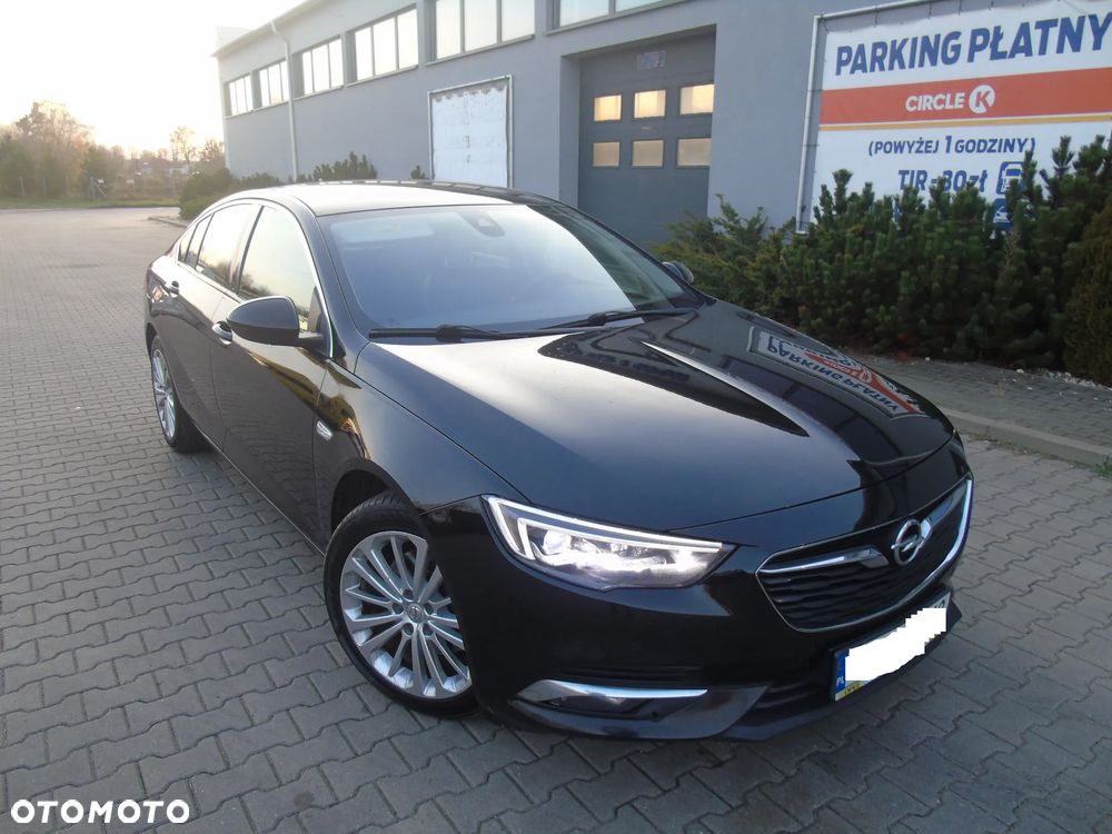 Opel Insignia - 1