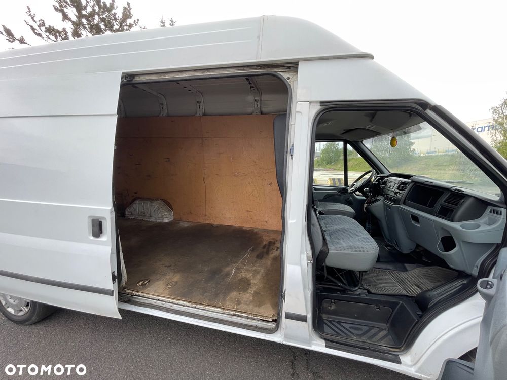 Ford Transit - 19