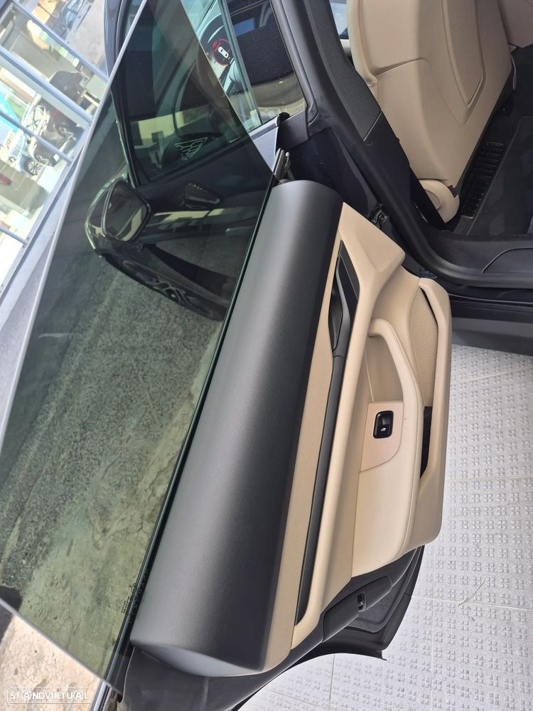 Porsche Taycan Standard - 26