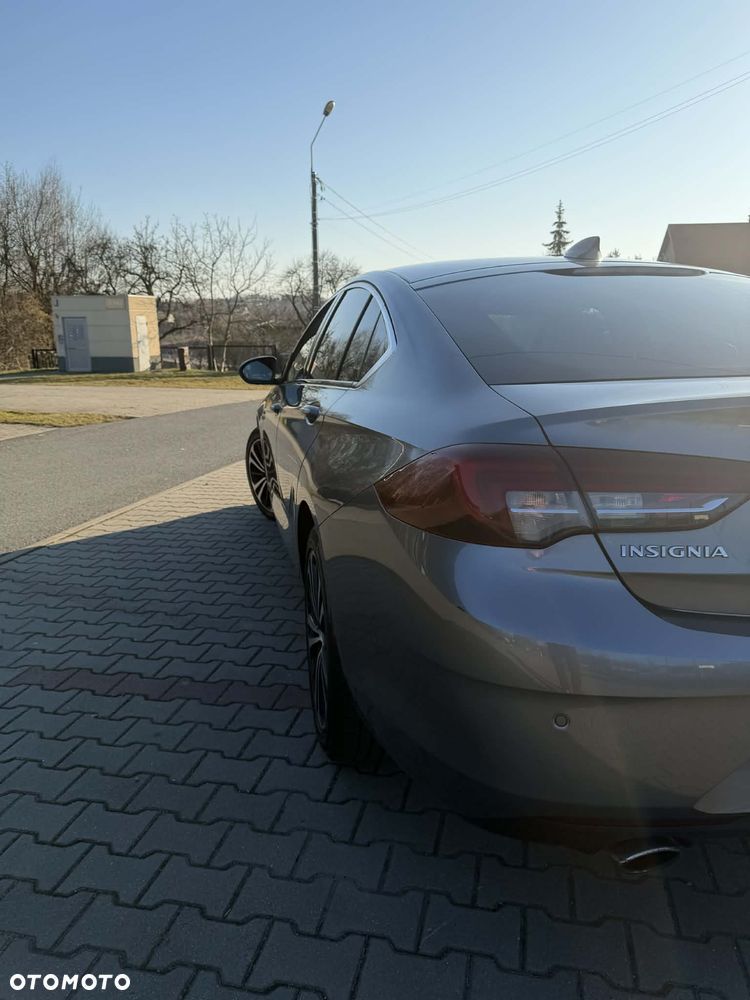 Opel Insignia 2.0 T 4x4 Exclusive S&S - 8