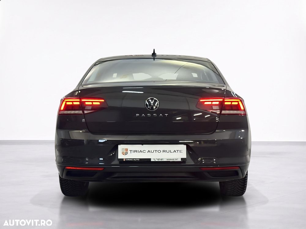 Volkswagen Passat - 5