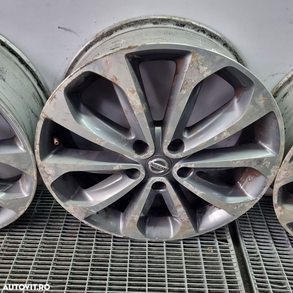 Jante aliaj Nissan Qashqai Facelift 2010 - 2013 (1484) R18 ET40 5X114.3 - 4