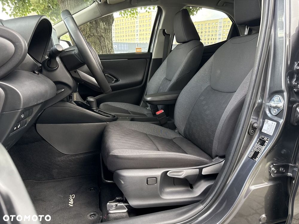 Toyota Yaris Hybrid 1.5 Style - 16