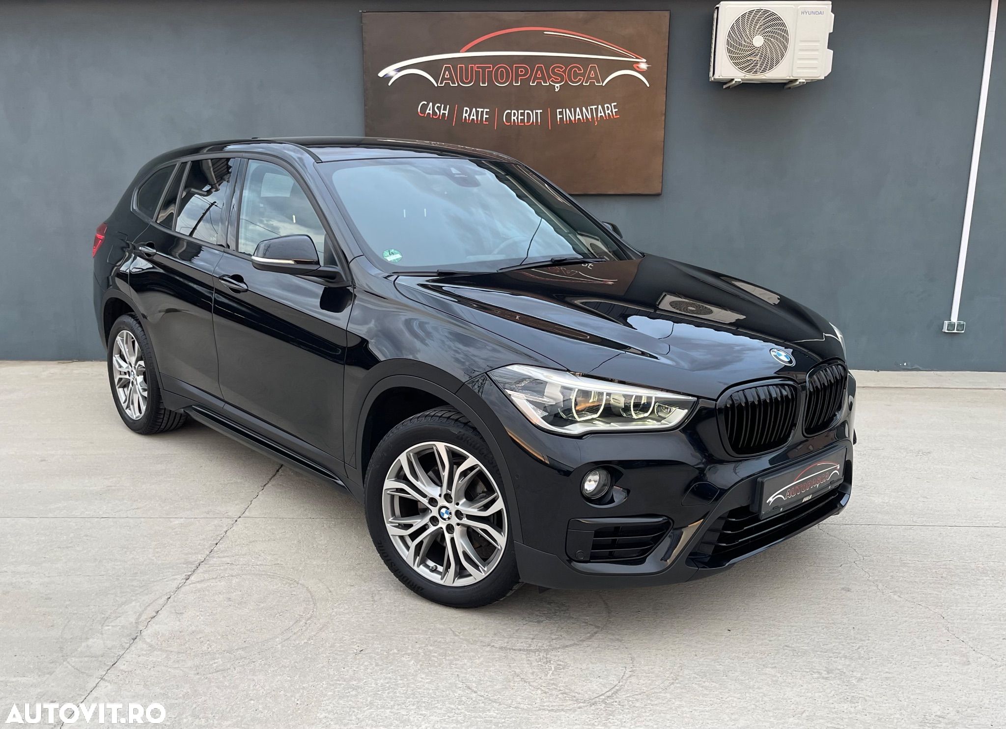 BMW X1 sDrive18d Sport Line - 1