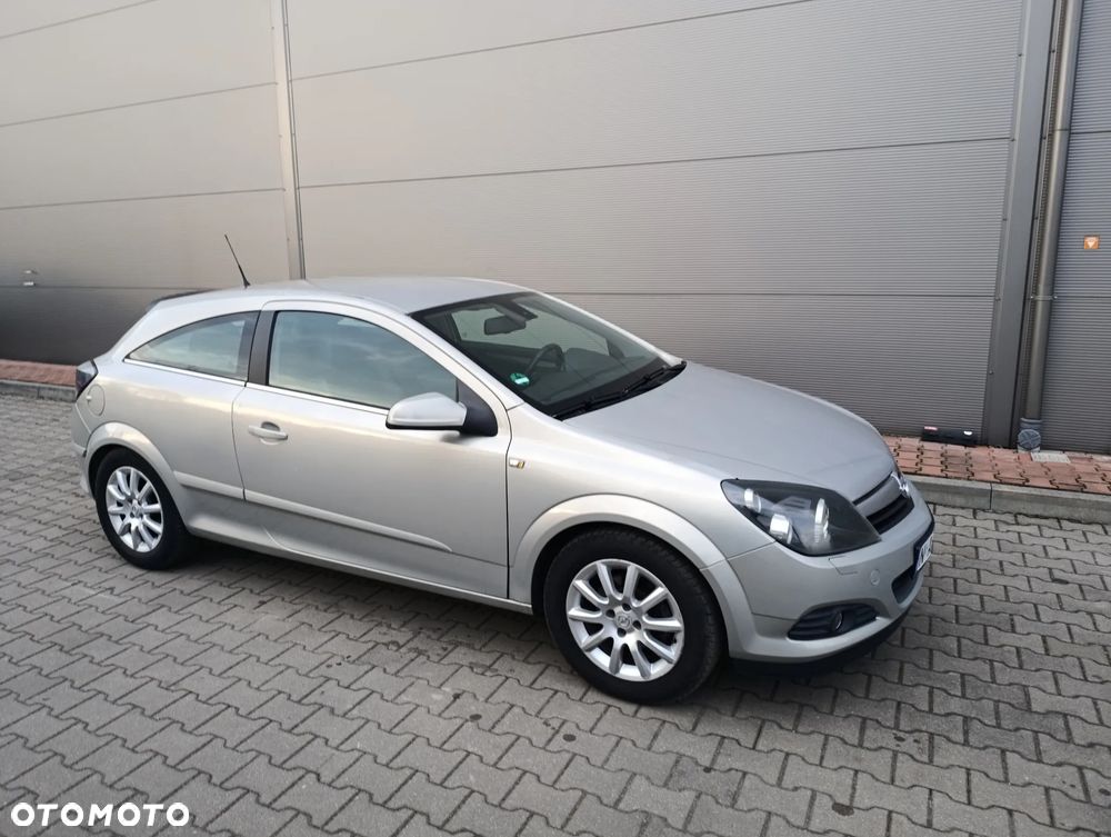 Opel Astra 1.6 Sport - 27