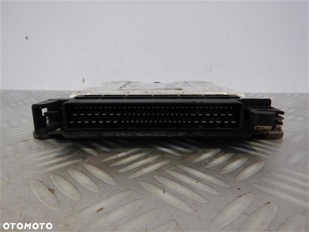Komputer sterownik silnika Peugeot 206 2.0HDI 90KM  1999-2009R  9641606980 - 3