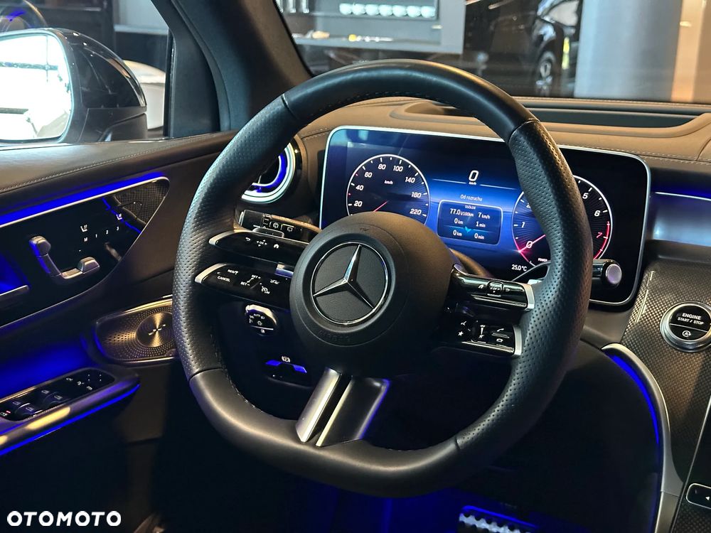 Mercedes-Benz GLC 300 mHEV 4-Matic AMG Line - 10