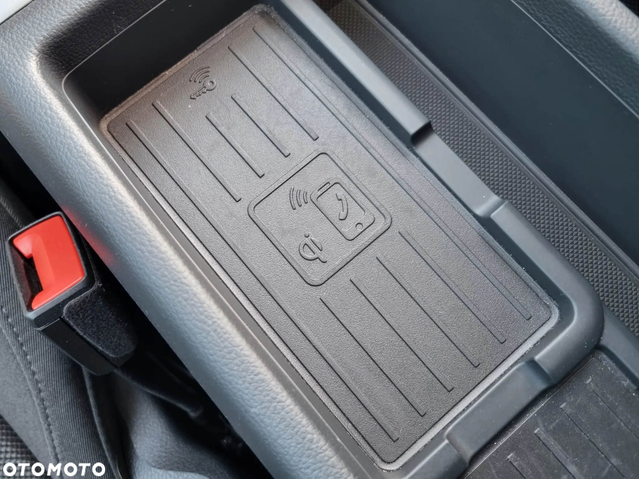 Audi A4 40 TFSI S tronic advanced - 30