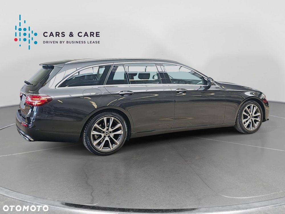 Mercedes-Benz Klasa E 220 d 4-Matic - 21