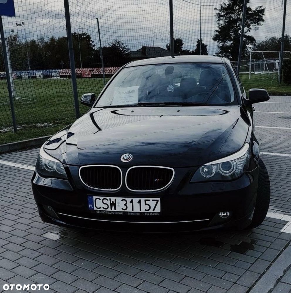 BMW Seria 5 520i - 6