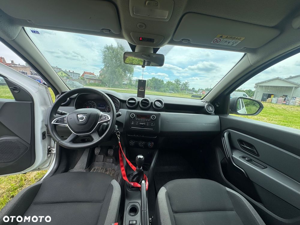 Dacia Duster 1.6 SCe Laureate S&S - 5