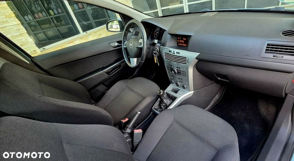 Opel Astra - 19