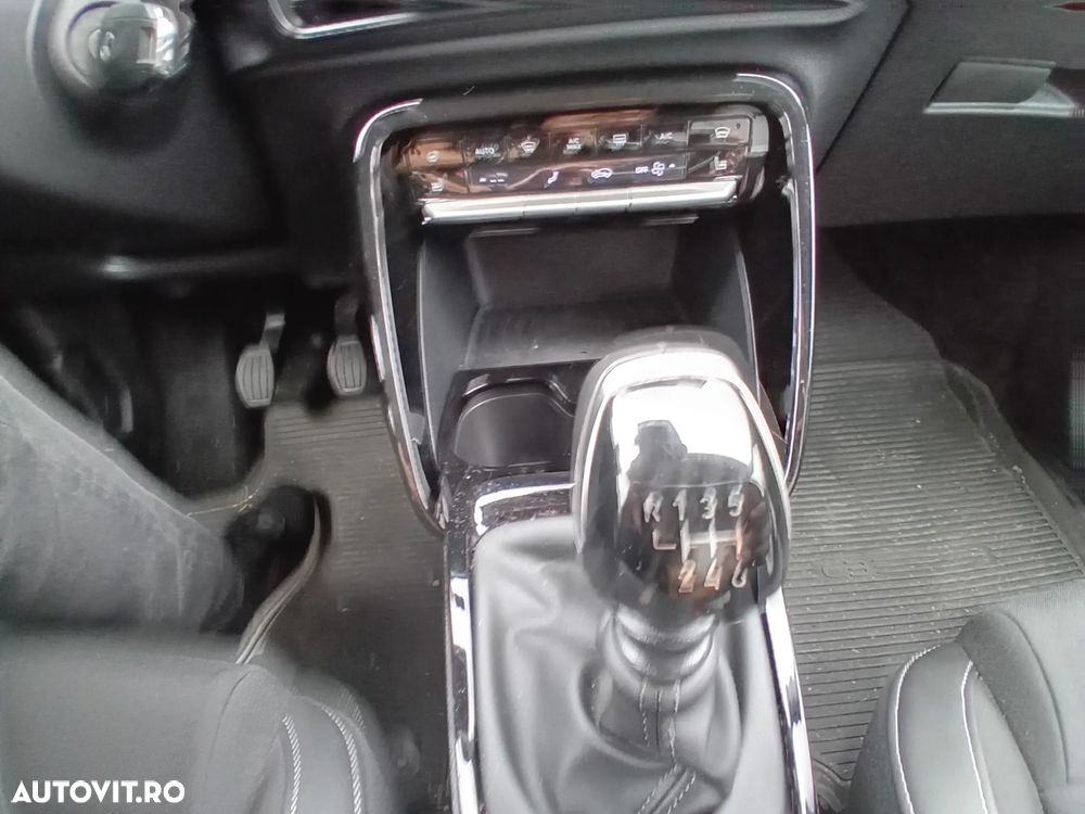 Citroën C3 1.2 PureTech 100 S&S BVM6 MAX - 14