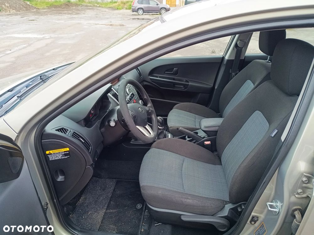 Kia Ceed 1.4 S - 10