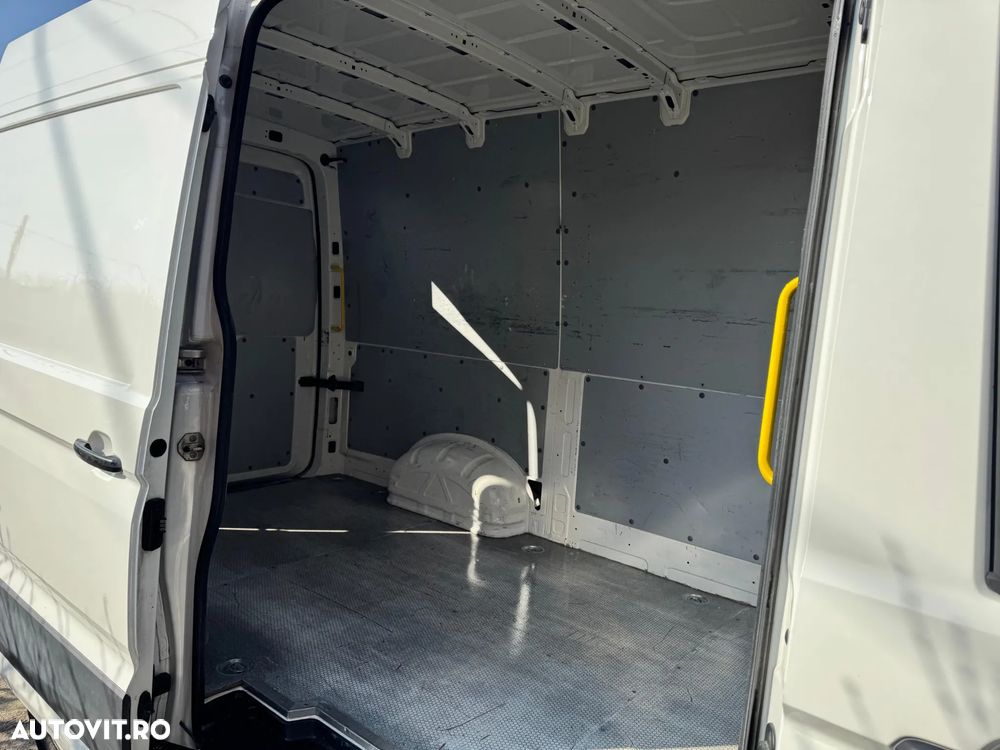Volkswagen Crafter - 3