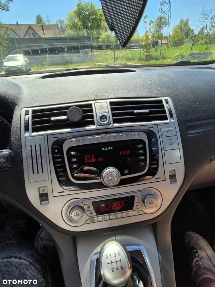 Ford Kuga 2.0 TDCi 2x4 Champions Edition - 16