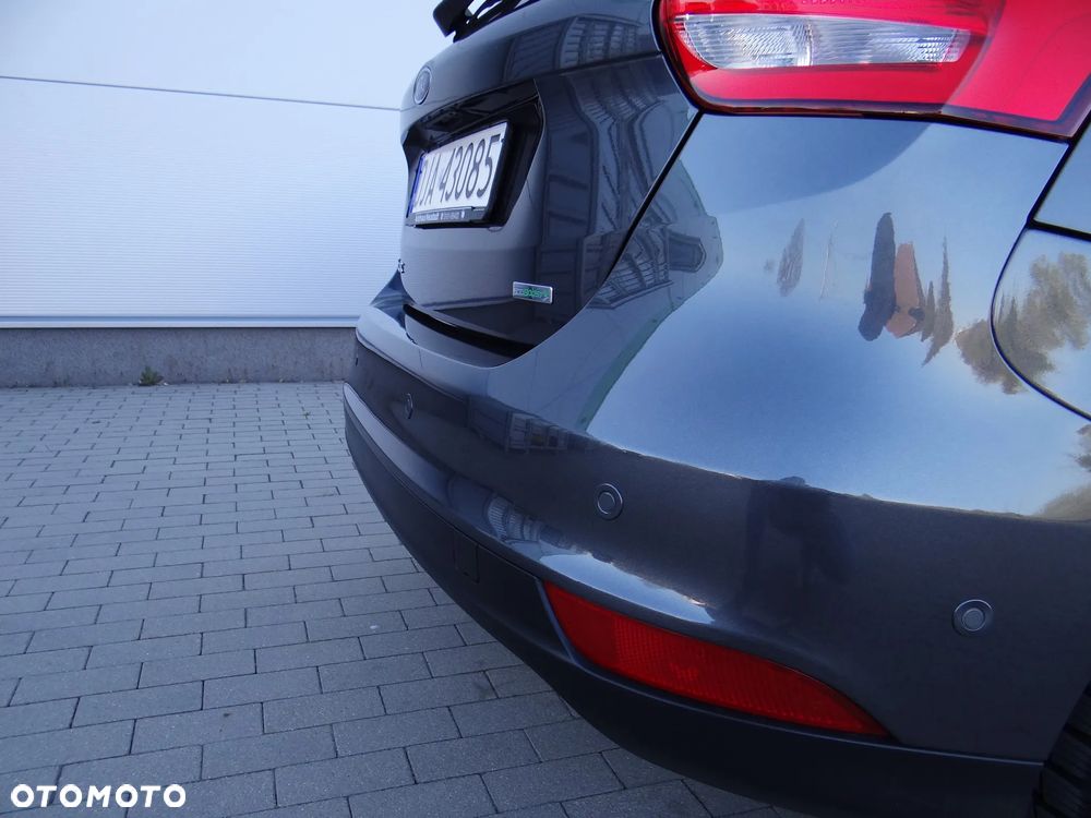 Ford Focus 1.0 EcoBoost Titanium ASS - 24