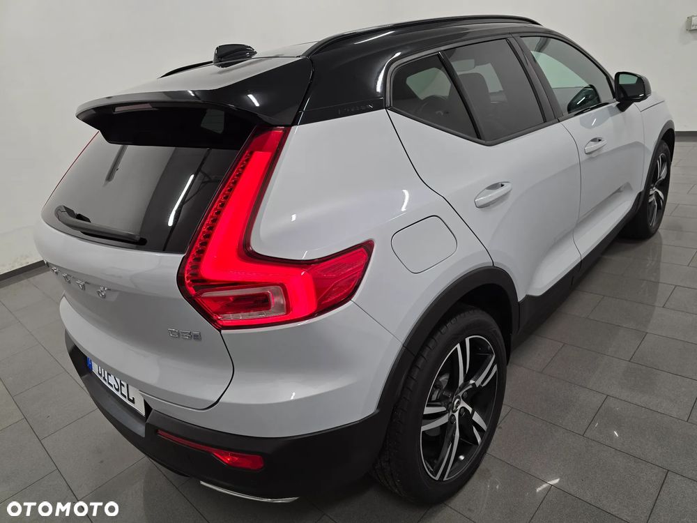 Volvo XC 40 D3 SCR R-Design - 6
