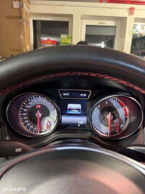 Mercedes-Benz CLA 200 7G-DCT AMG Line - 9