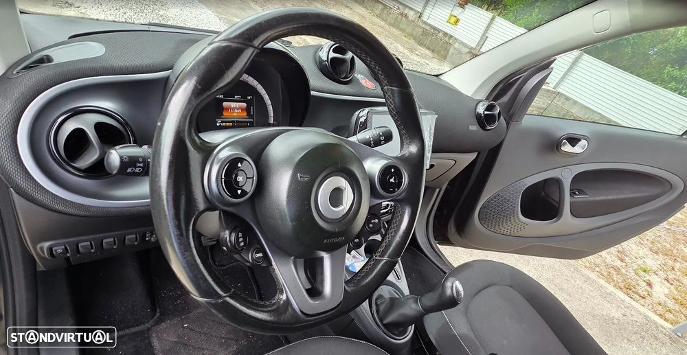 Smart ForTwo Coupé passion - 8