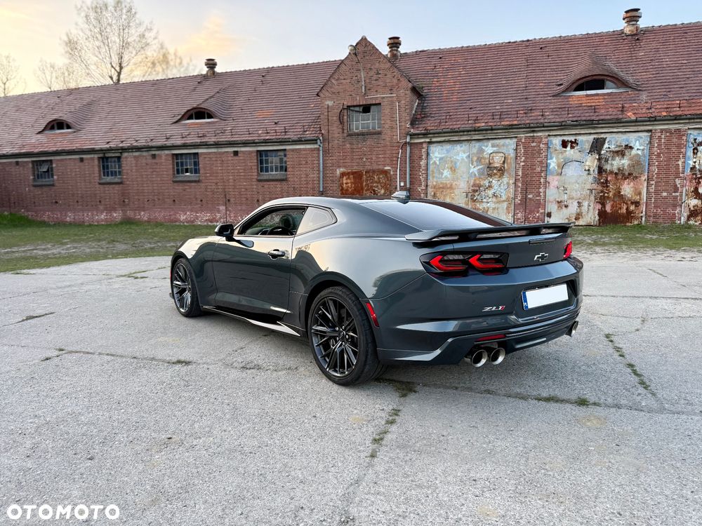 Chevrolet Camaro 6.2 V8 - 8