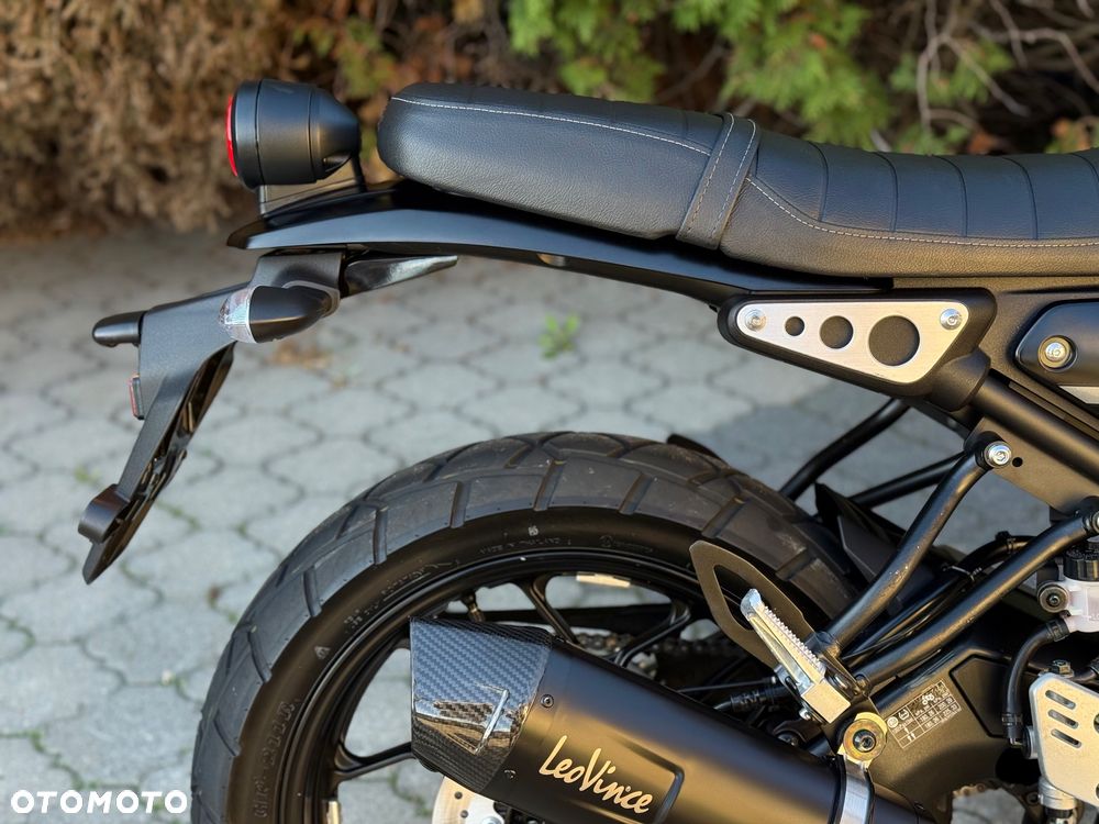 Yamaha XSR - 20