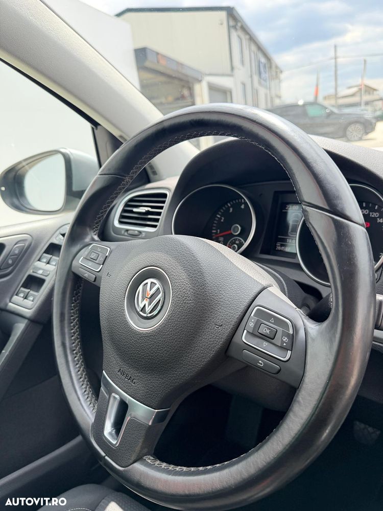 Volkswagen Golf 1.2 TSI BlueMotion Technology Team - 13