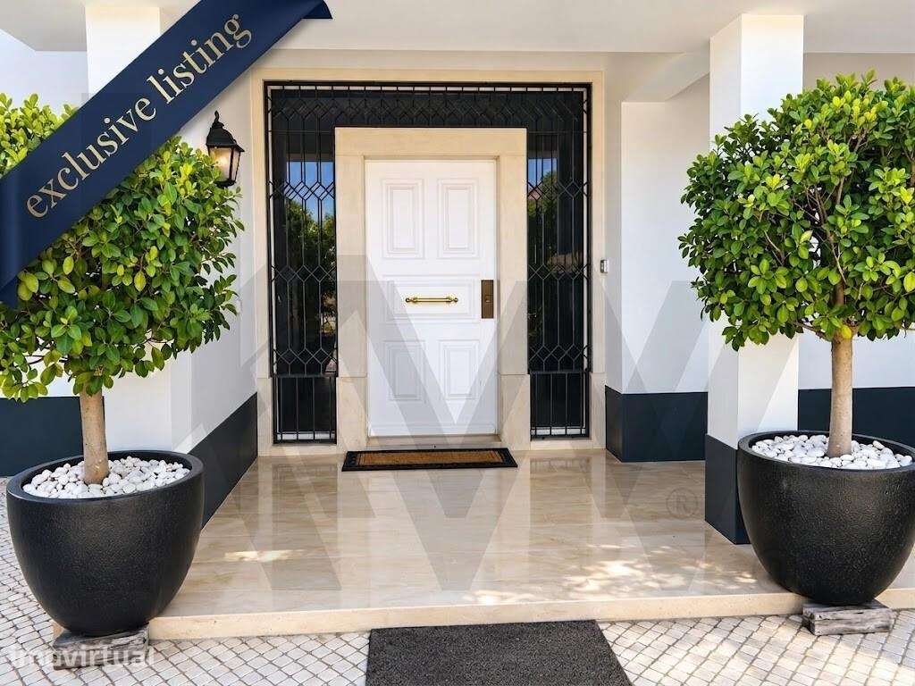 Moradia Familiar Elegante com Piscina em Birre