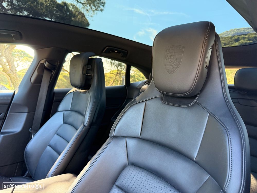 Porsche Taycan Sport Turismo 4S - 15