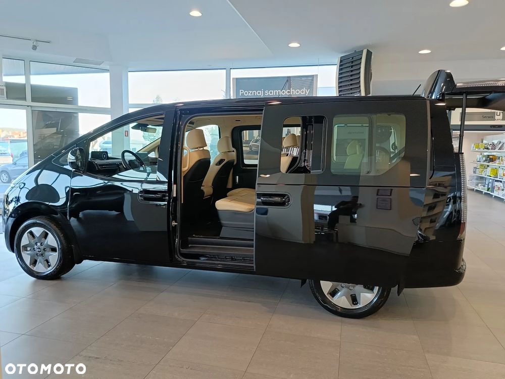 Hyundai Staria 1.6 T-GDI HEV Smart VIP - 3