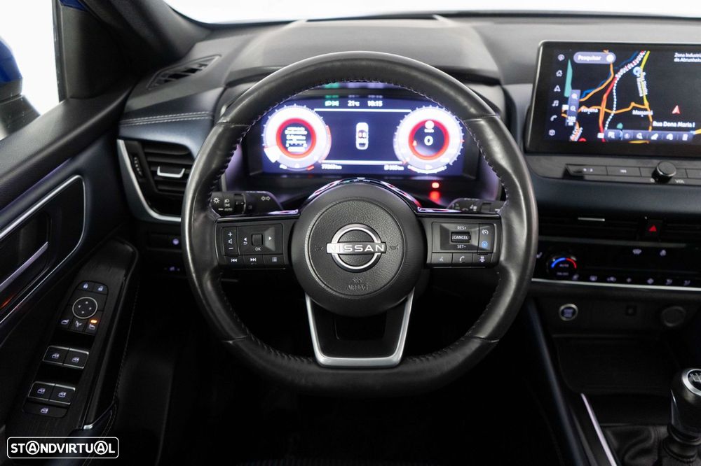 Nissan Qashqai 1.3 DIG-T N-Connecta LED+SKY - 28