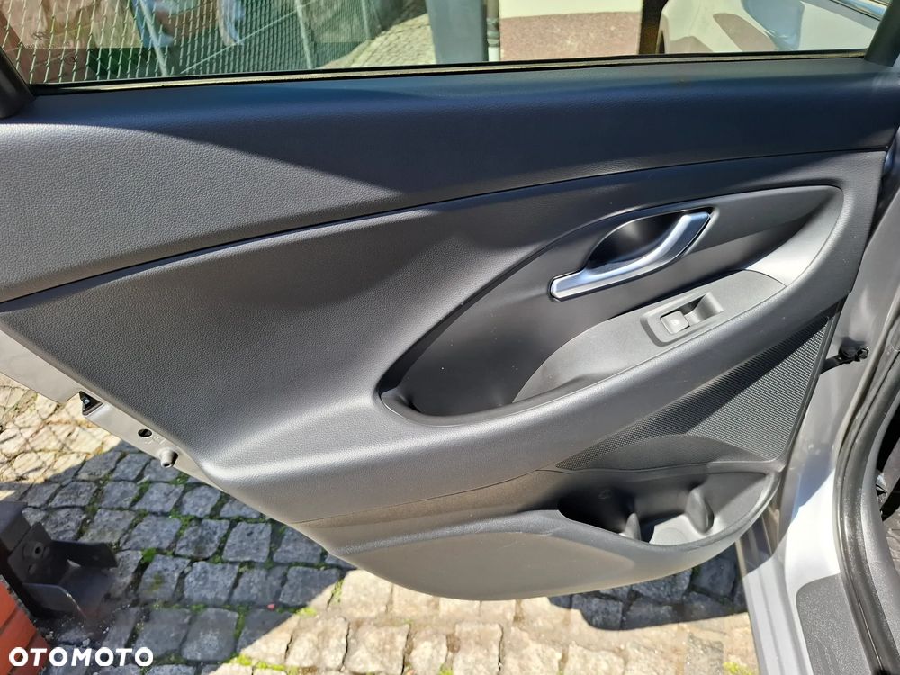 Hyundai i30 1.6 CRDI EDITION 30+ - 31