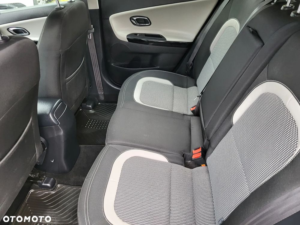 Kia Ceed 1.6 GDI L Business Line DCT - 28